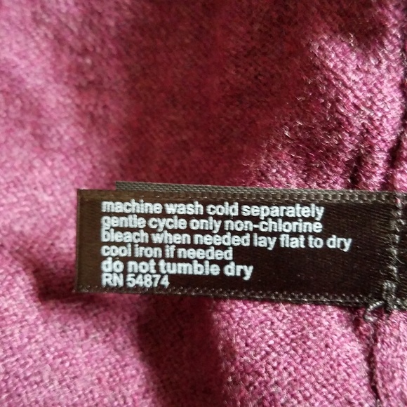 NWT The Limited Maroon V-neck Sweater- Large - Picture 4 of 8